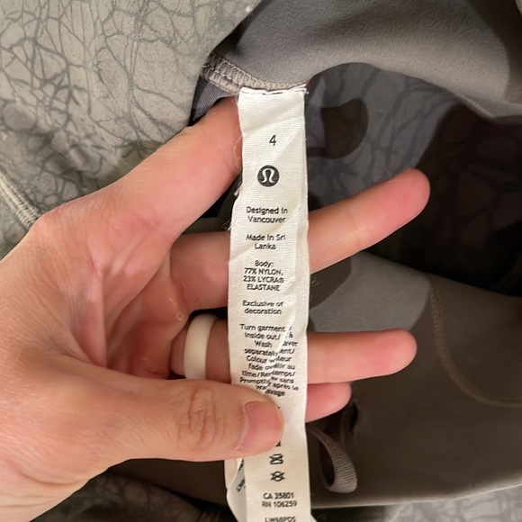 Lululemon Wunder Train 23” Crop - Picture 2 of 2
